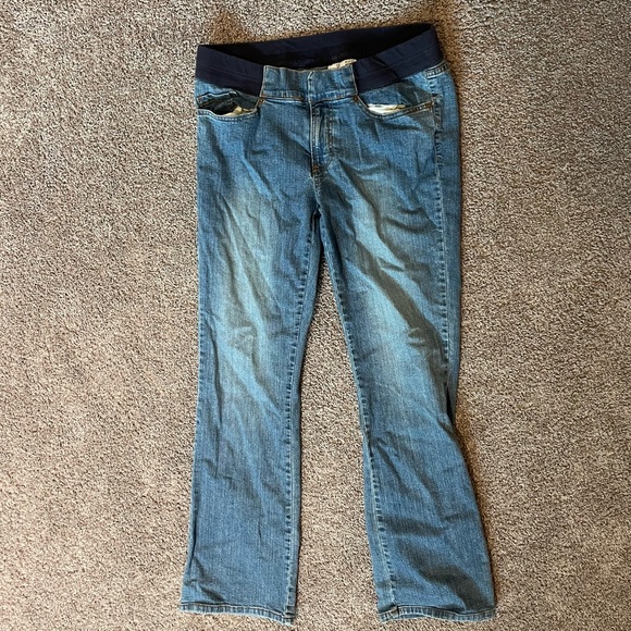 Lot of Seven Maternity Pants - Picture 10 of 16